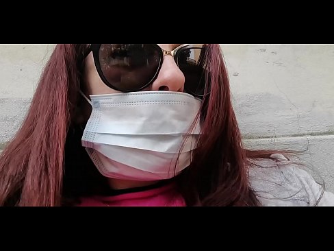 ❤️ Nicoletta hefnir sín á nágranna sínum og pissar í bílskúrinn hans (sérstök Covid19 ítalsk sóttkví) ❌  Kynlíf hjá okkur is.zoomporno.ru ❌